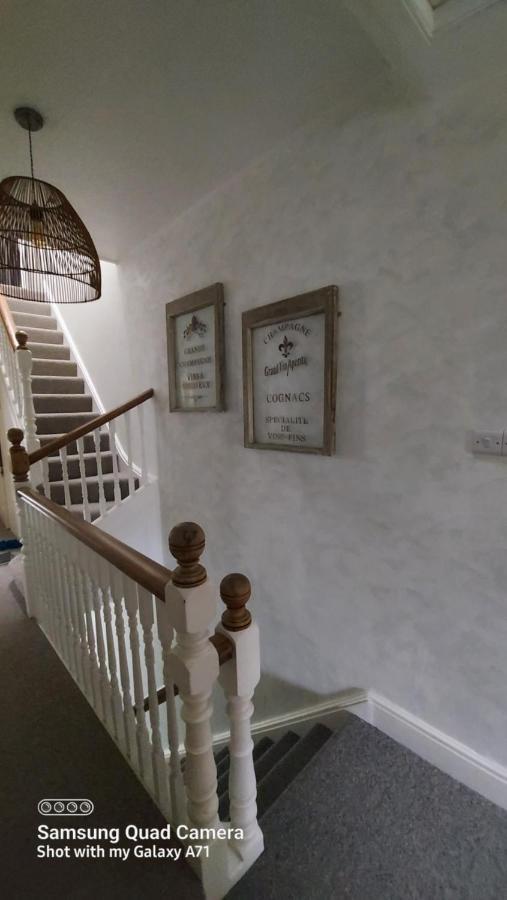 Homestay Poole Esterno foto